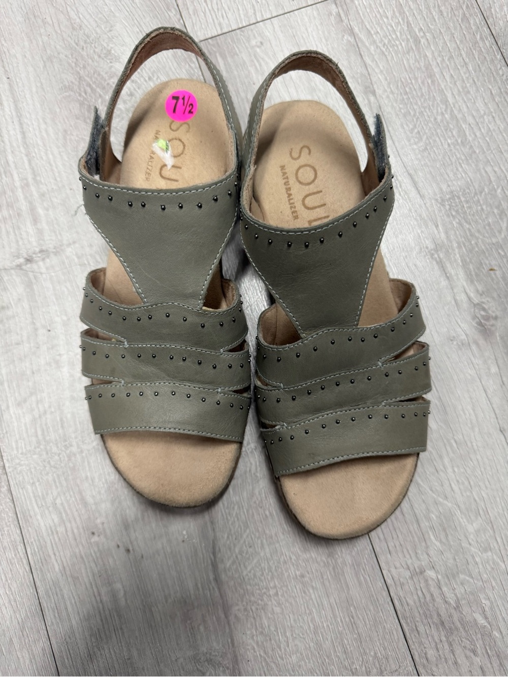 SOUL Naturalizer Olive Green Strappy Studded Slingback Sandals